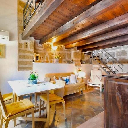 Alghero Old Town Apartment Steps To Sea And Scenic Ramparts المظهر الخارجي الصورة