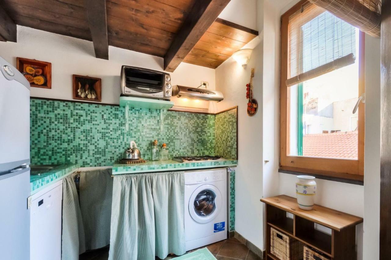 Alghero Old Town Apartment Steps To Sea And Scenic Ramparts المظهر الخارجي الصورة